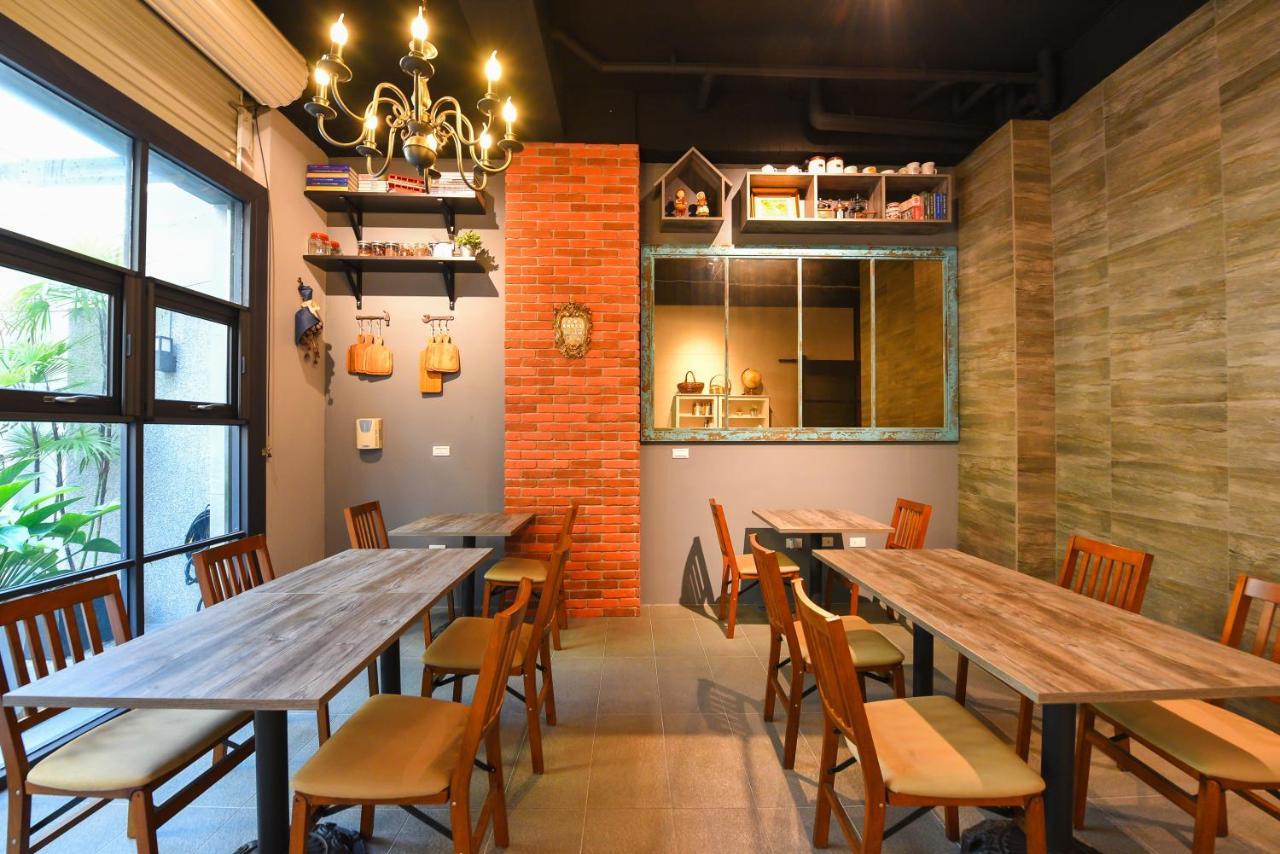 108 House Inn Tainan Exterior foto